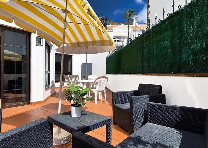 Casa Claudia, Cristianos Apartment